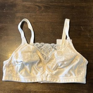 Amoena Size 38C Mastectomy Bra